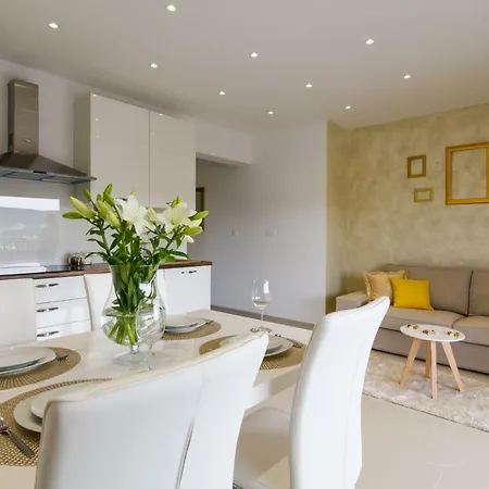 Aa 1 Apartament