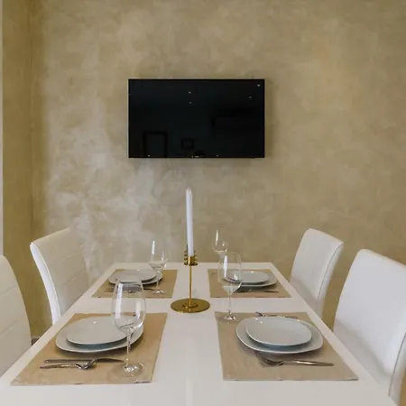 Aa 1 Apartment