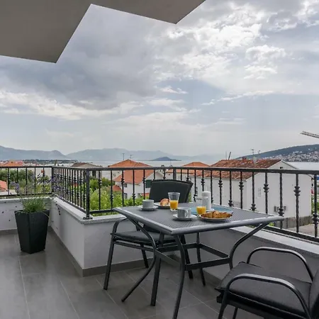 Aa 1 Apartment *